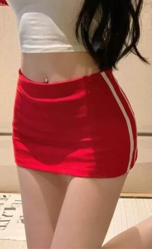 red skirt T 03
